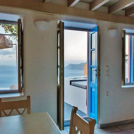 Chroma Suites Oia  Exterior photo